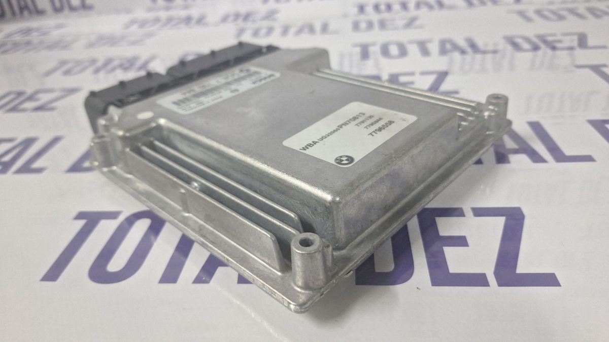 Calculator motor (ECU) BMW Seria 1 E81 E87 2005 - 0281011631 7795844 1039S06340 899964Z