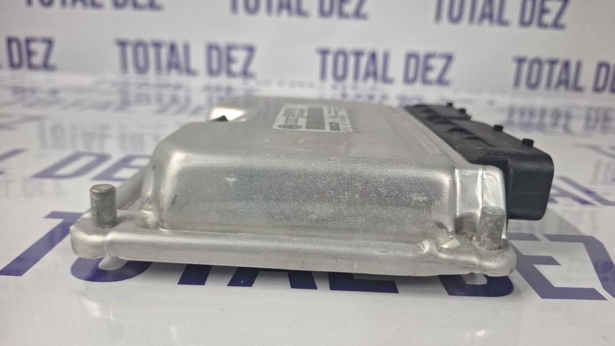 Calculator motor (ECU) Audi A6 S6 C5 4B 2003 - 8E0907401J 0281011387 1039S03402
