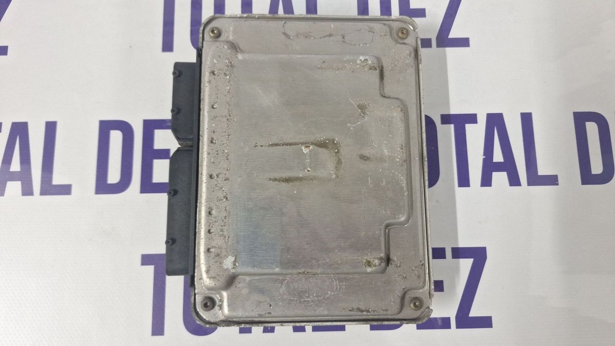 Calculator motor (ECU) Volkswagen Golf IV 2002 - 038906012FA 0281010650 28SA5013