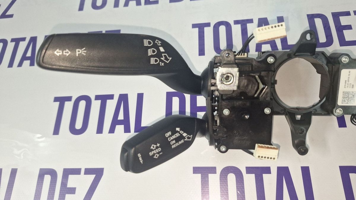 Comenzi volan Audi A1 S1 2011 - 8X0953501D