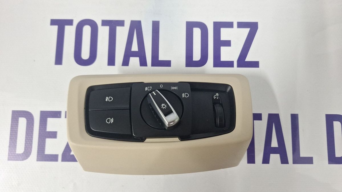 Bloc lumini BMW Seria 2 F46 2017 - 9390202 3473050104