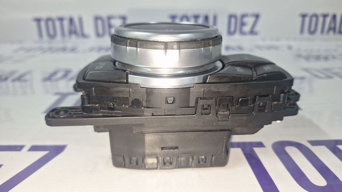 Interfata audio BMW Seria 2 F46 2015 - 19226310 9350723 4615348