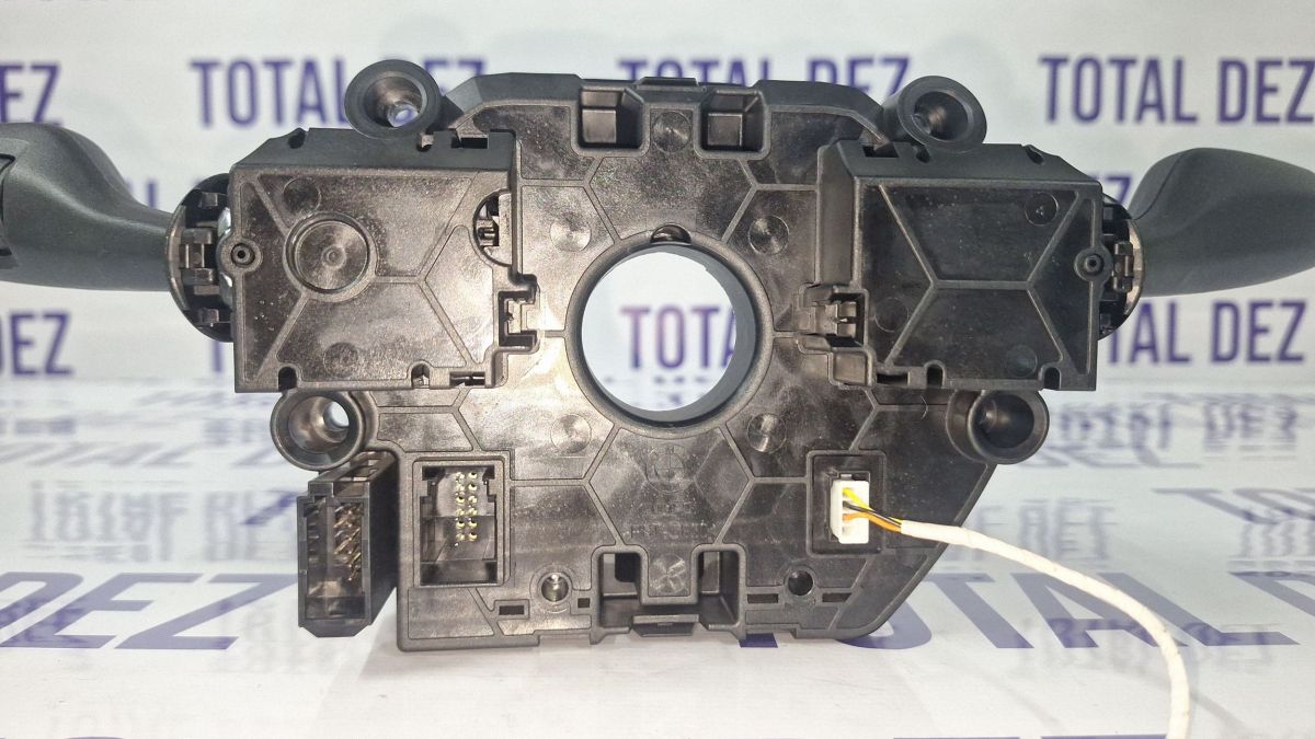 Maneta stergatoare BMW Seria 2 F46 2016 - 9368601 HW0006SW0015