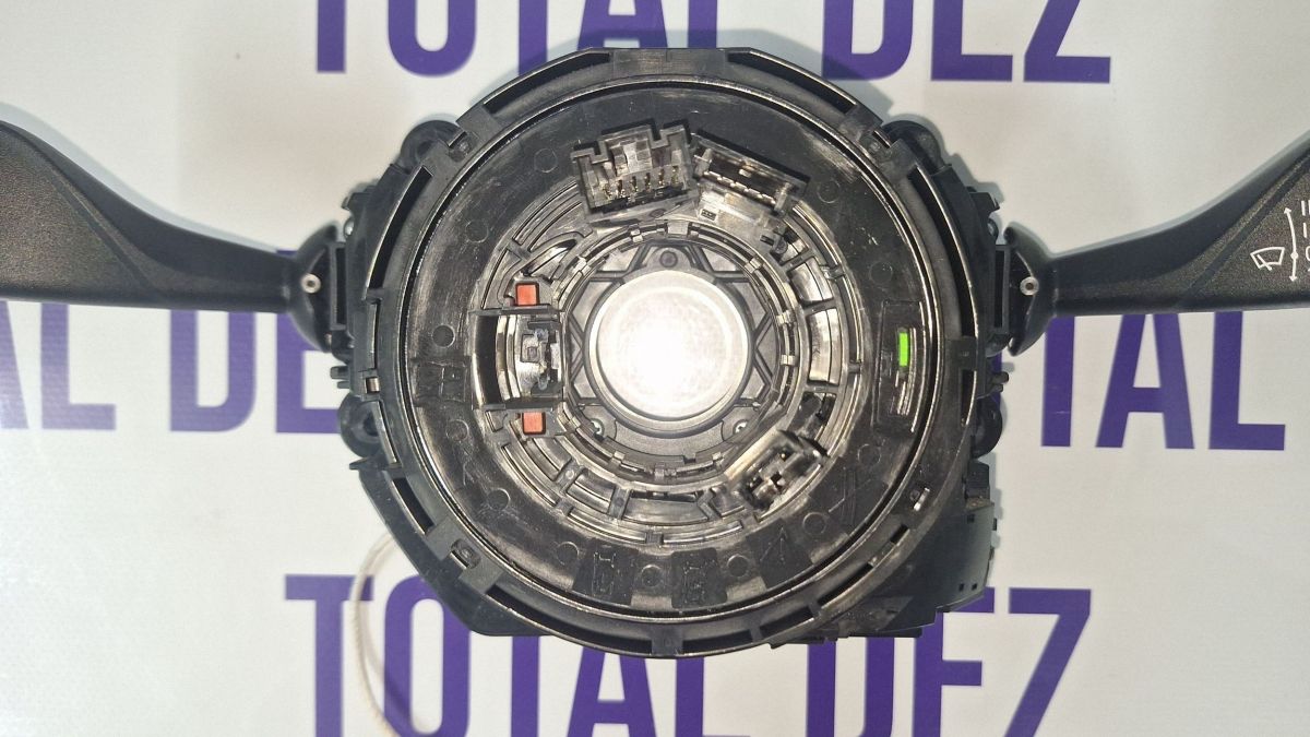Maneta stergatoare BMW Seria 2 F46 2016 - 9368601 HW0006SW0015