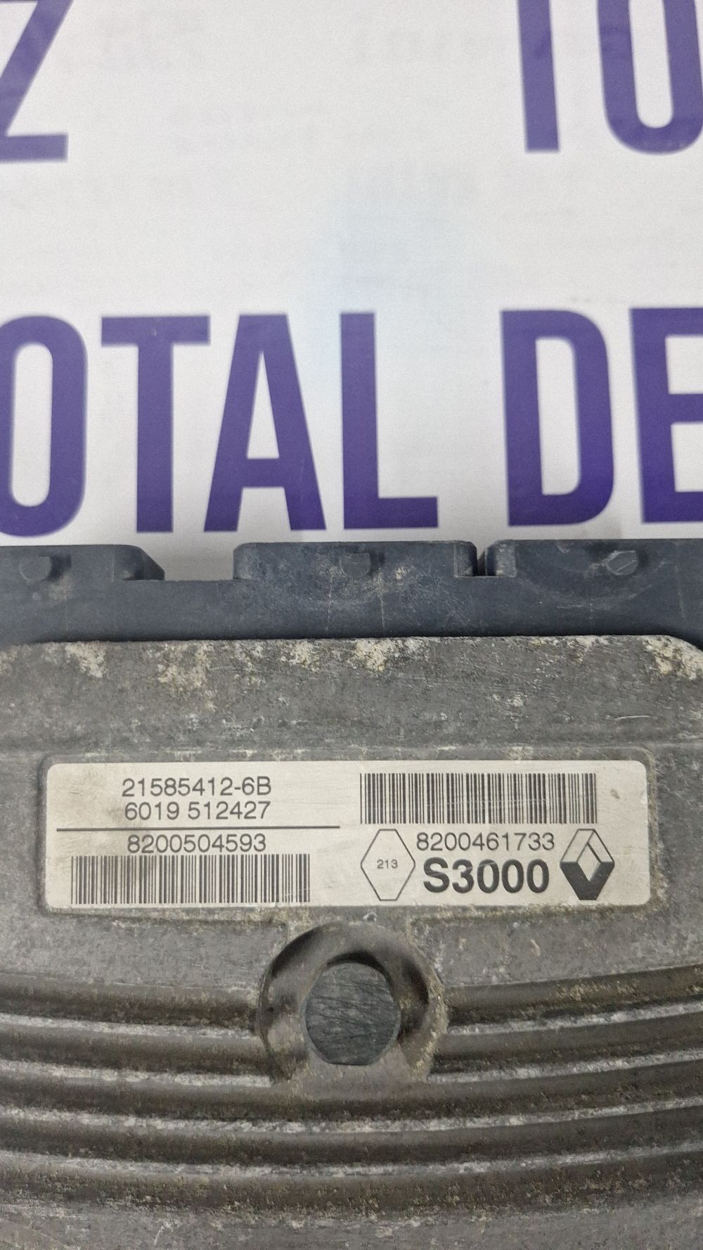 Calculator motor (ECU) Renault Clio III 2006 - 8200461733 8200504593 215854126B