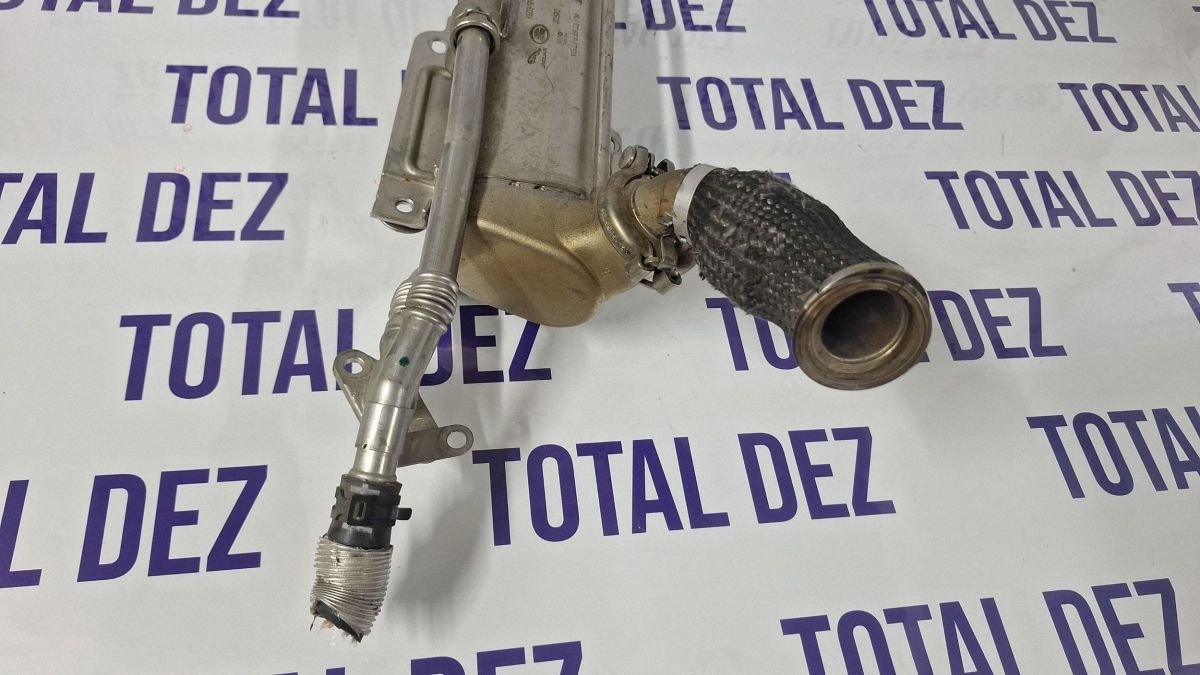 Racitor gaze Land Rover Defender 2021 - K6D39F464BD 2165923