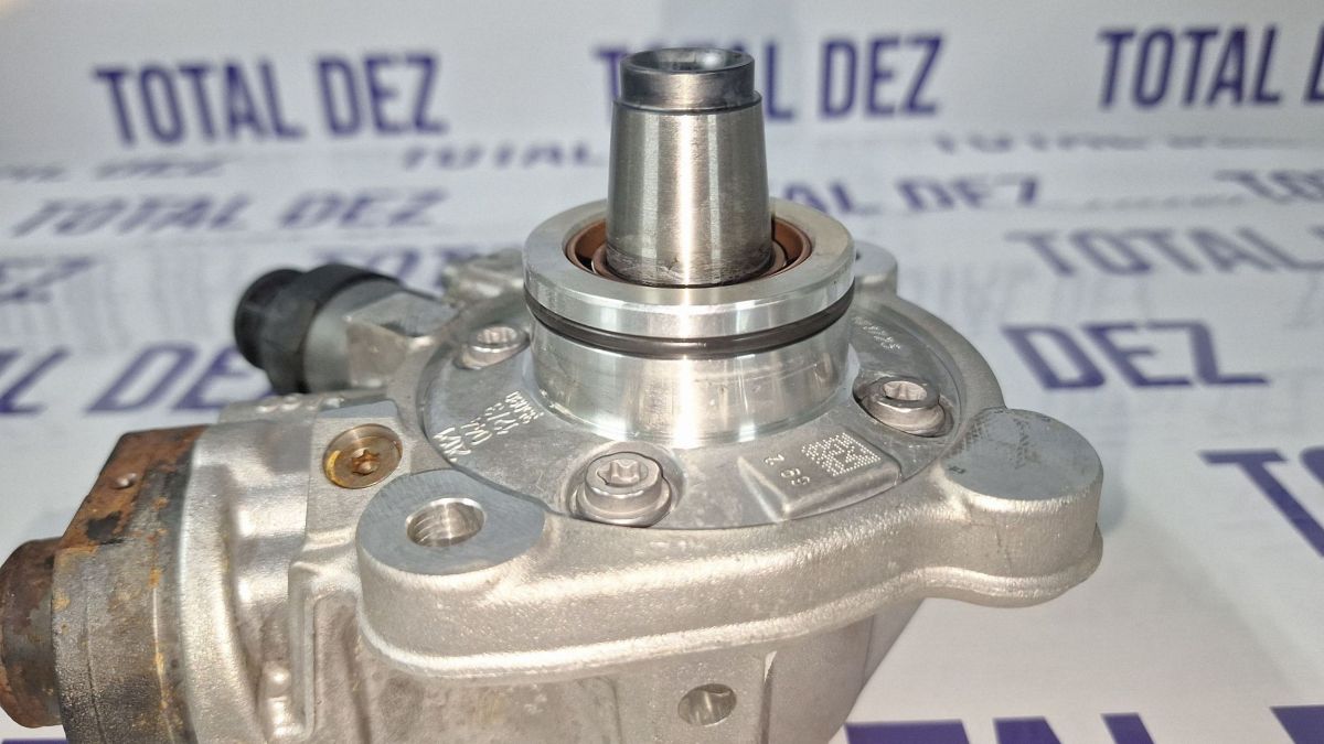 Pompa injectie Land Rover Defender 2021 - K6D39B395AA 0445010862