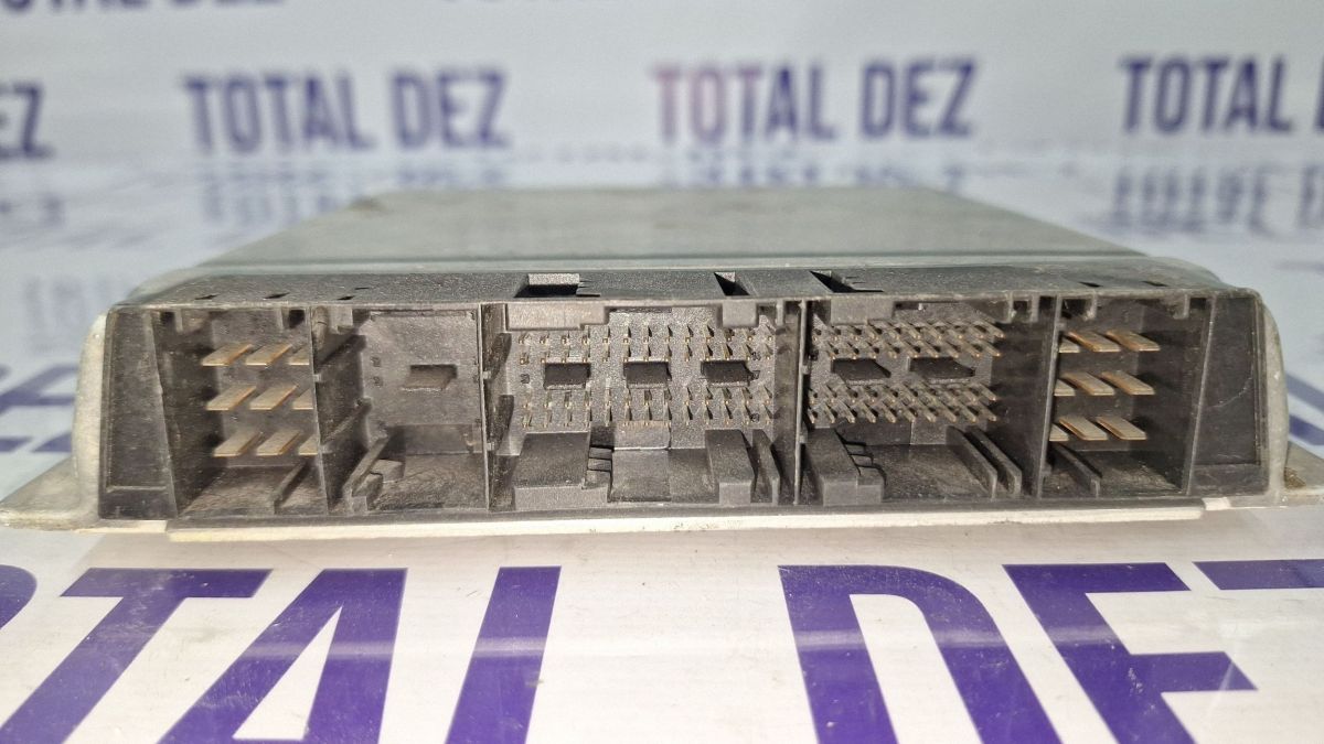 Calculator motor (ECU) Mercedes C-class W203 2005 - A1111533579 5WK90420 143211601021