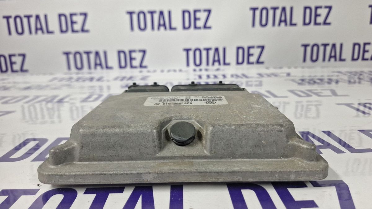 Calculator motor (ECU) Skoda Octavia Mk1 (1U) 2001 - 038906018GM 0281010181 28SA4070