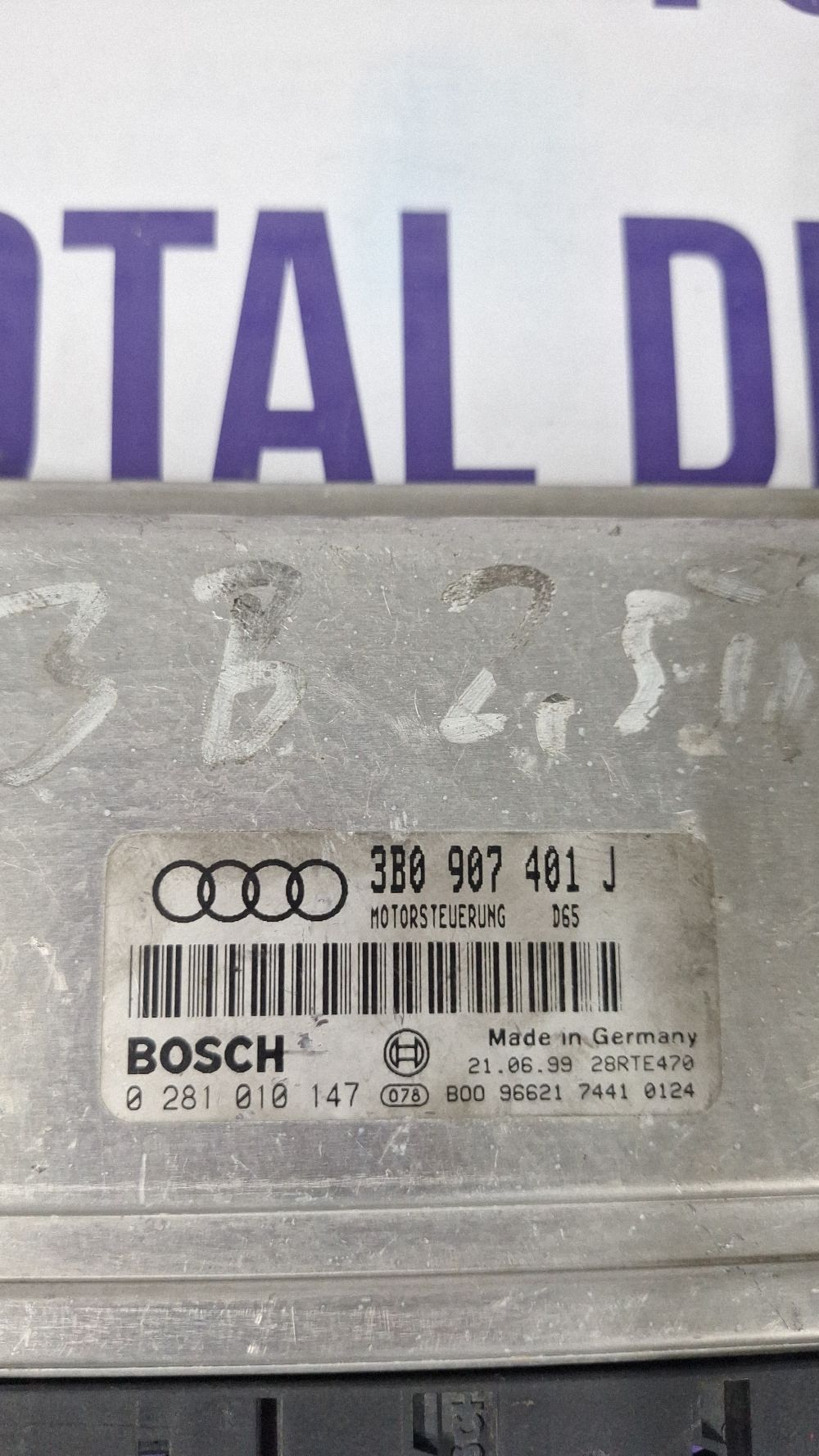Calculator motor (ECU) Volkswagen Passat B5 2000 - 3B0907401J 0281010147 28RTE470