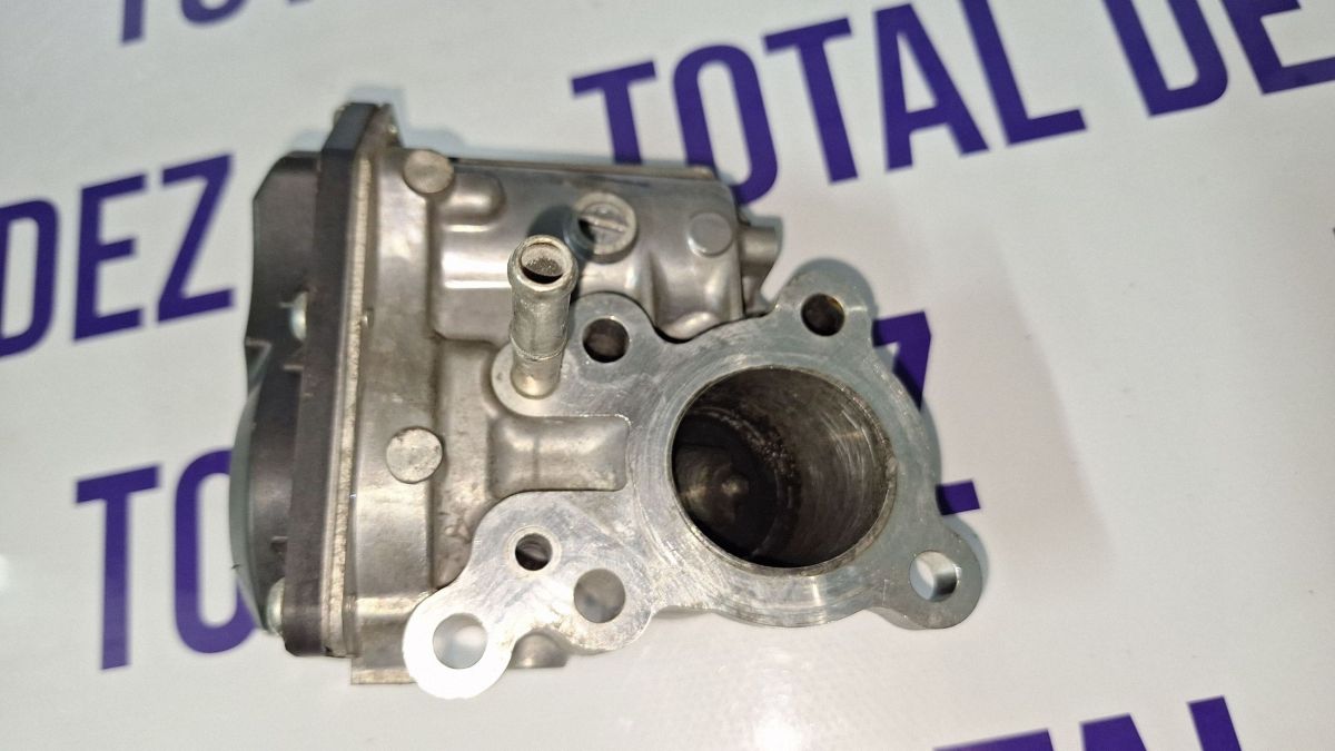 EGR Toyota Hilux (AN120 AN130) 2019 - 258000E010 VN1501000350