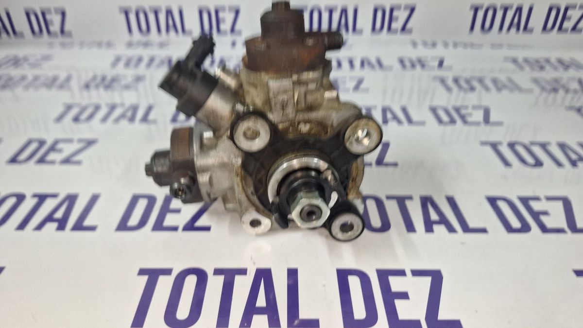 Pompa injectie Volvo XC60 2013 - 31372081 0445010681