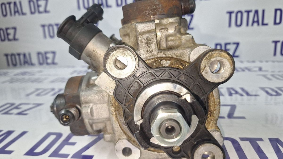 Pompa injectie Volvo XC60 2013 - 31372081 0445010681