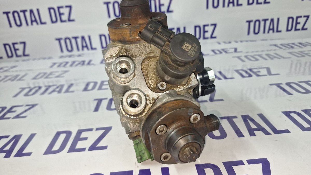 Pompa injectie Volvo XC60 2013 - 31372081 0445010681