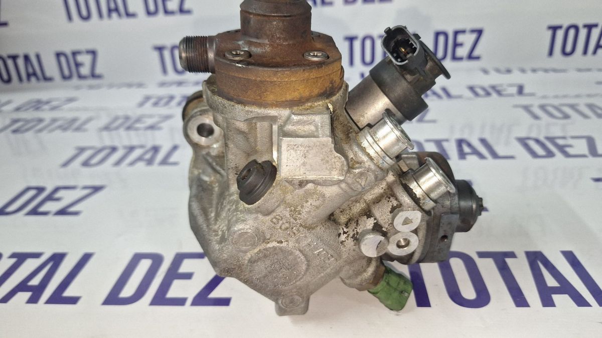 Pompa injectie Volvo XC60 2013 - 31372081 0445010681