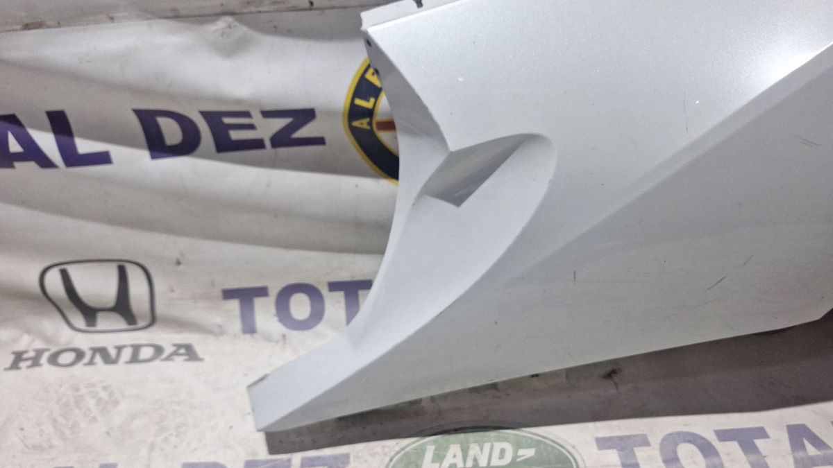 Aripa fata Stanga spate BMW i8 2013 - 7371579