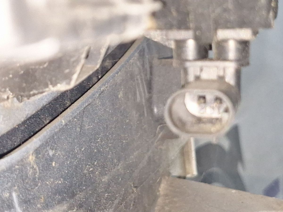 Aripa fata Dreapta spate BMW i8 2013 - 7371580