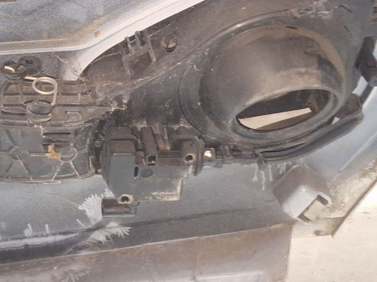 Aripa fata Dreapta spate BMW i8 2013 - 7371580