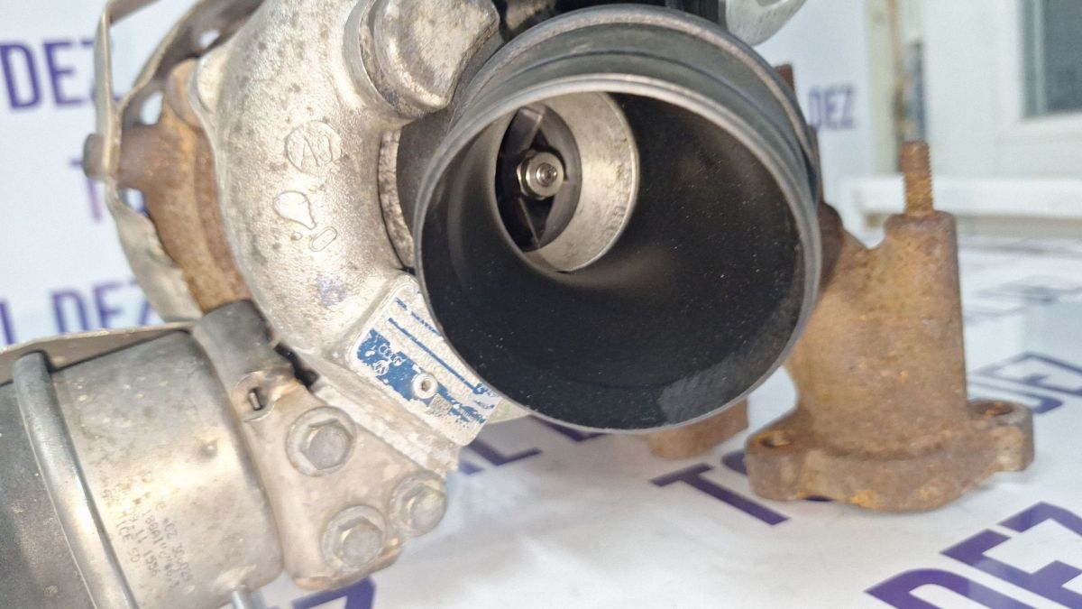 Turbina Volkswagen Passat B6 2009 - 03L253016F BV43B LB50150592