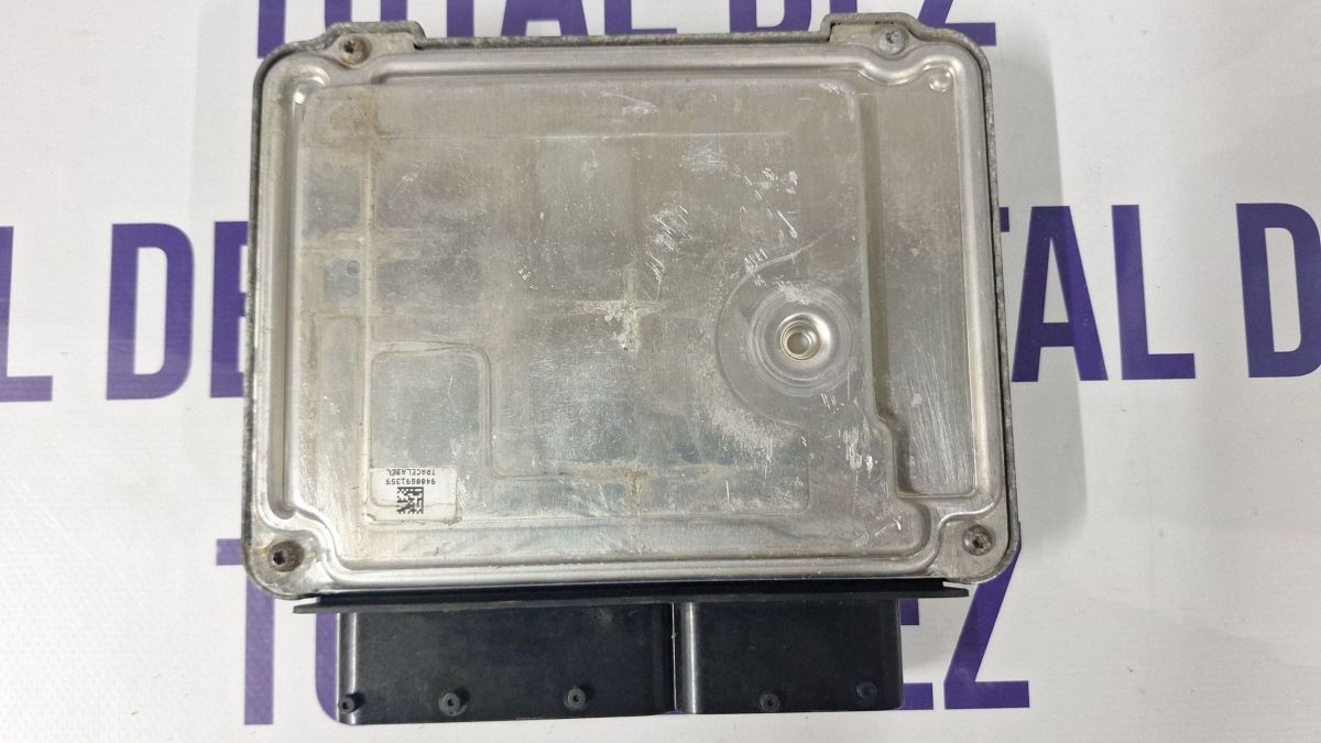 Calculator motor (ECU) Volkswagen Golf VI 2008 - 03C906027F 0261S04347