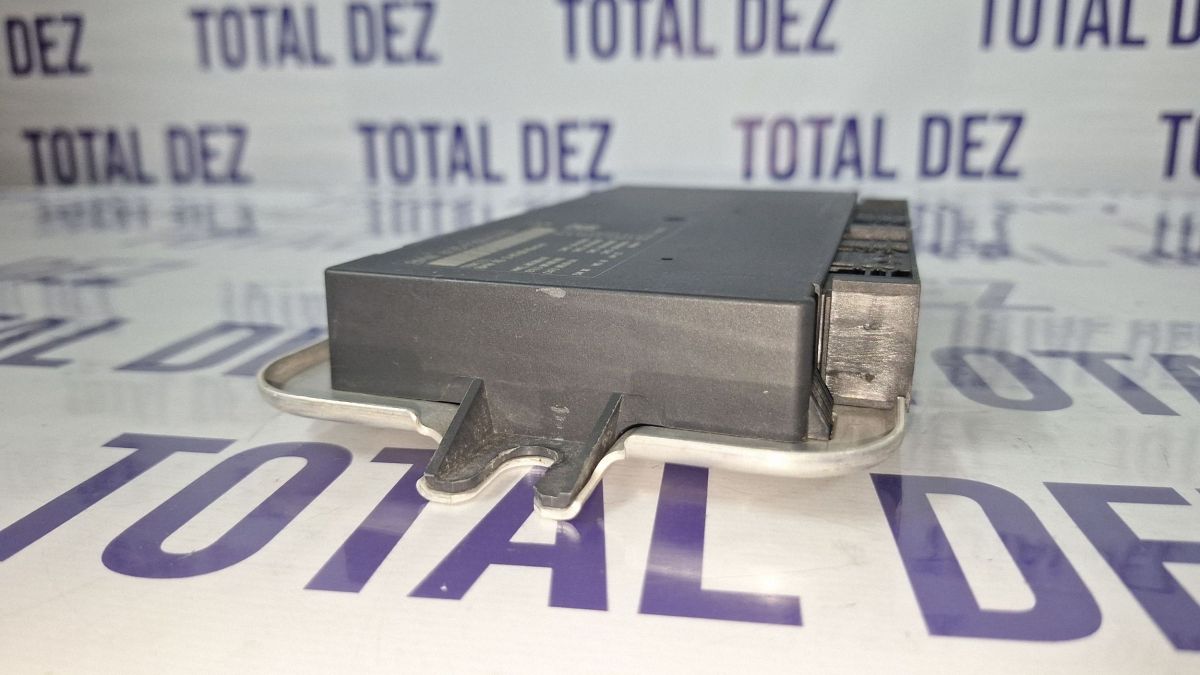 Calculator lumini BMW Seria 5 F10 F11 2012 - 61359250454901