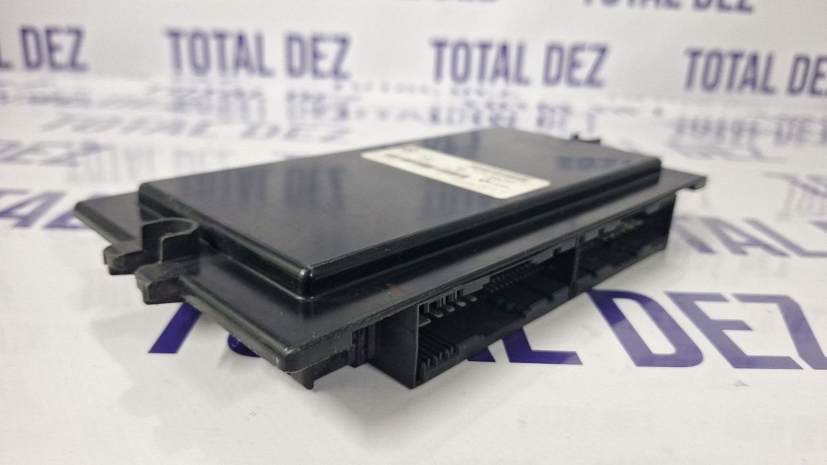 Calculator lumini BMW Seria 3 E90 E91 2006 - 6988007 6135698799901