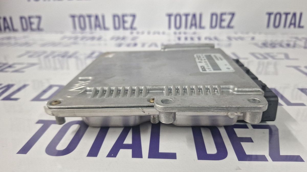 Calculator motor (ECU) Mitsubishi Space Star 2001 - 0281010438 H0M8200066001 8200296447 1039S01951