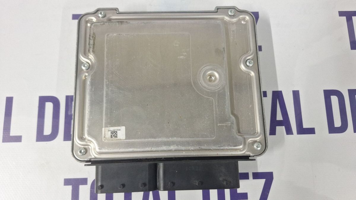 Calculator motor (ECU) BMW Seria 3 F30 F35 F31 2014 - 8582279 0281031299