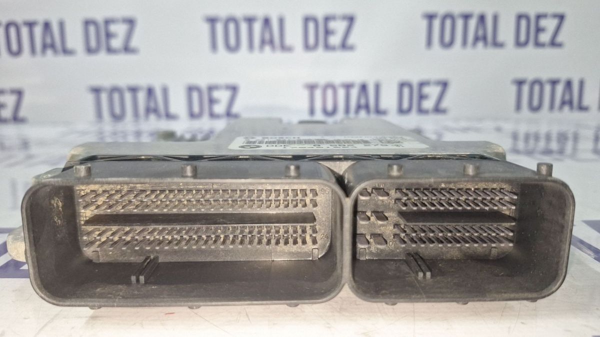 Calculator motor (ECU) BMW Seria 3 F30 F35 F31 2014 - 8582279 0281031299