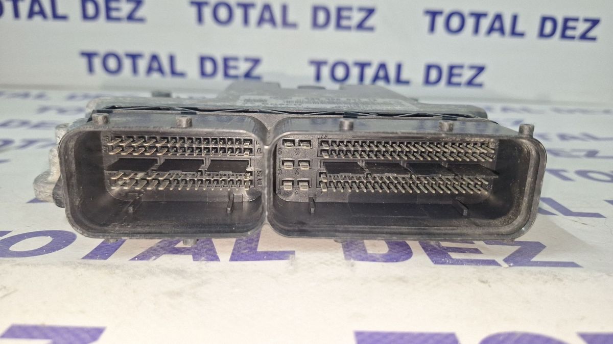Calculator motor (ECU) Skoda Octavia Mk2 (1Z) 2009 - 03G906021TB 0281014711