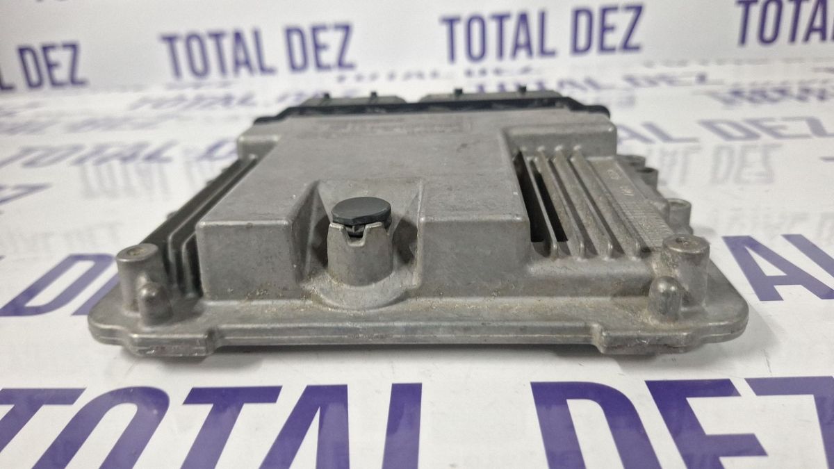 Calculator motor (ECU) Peugeot 308 2015 - 9806460480 9809478580 0281031043