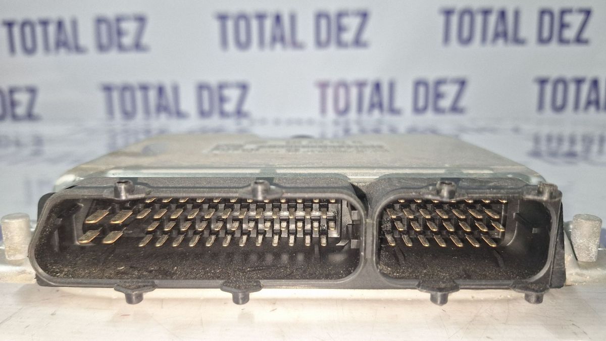 Calculator motor (ECU) Volkswagen Golf V 2004 - 036906032BA 0261201144 1039S10866