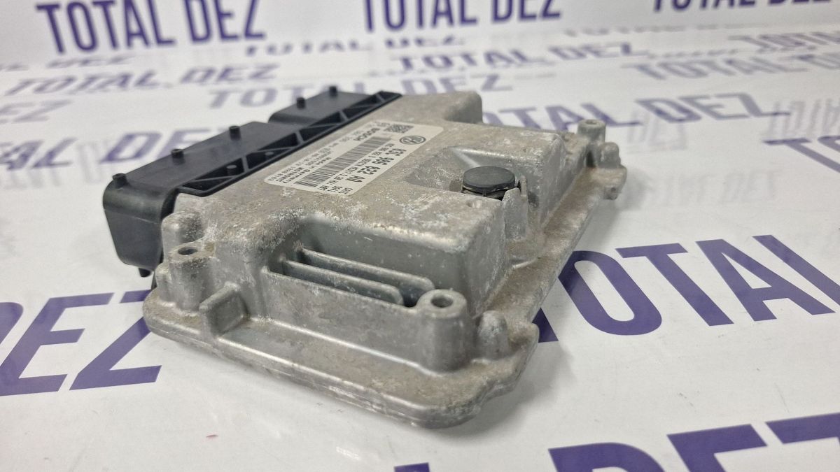 Calculator motor (ECU) Seat Leon (1P) 2010 - 03C906022AQ 03C906022B 0261S04396