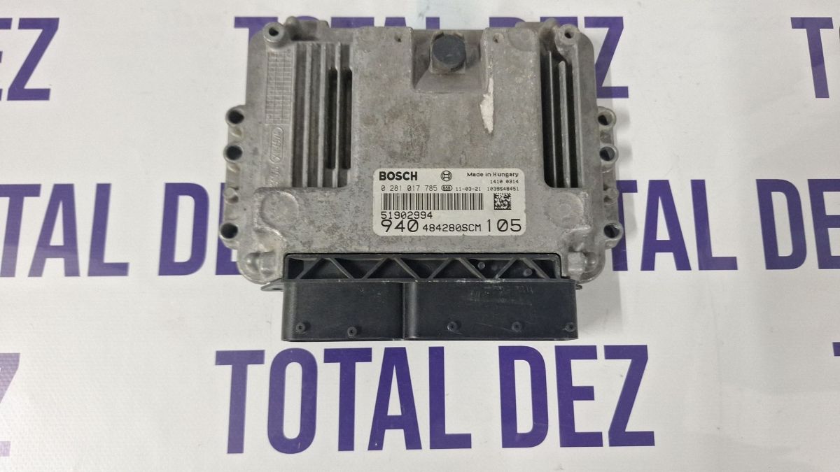 Calculator motor (ECU) Alfa Romeo Giulietta 2011 - 0281017785 51902994 484280SCM