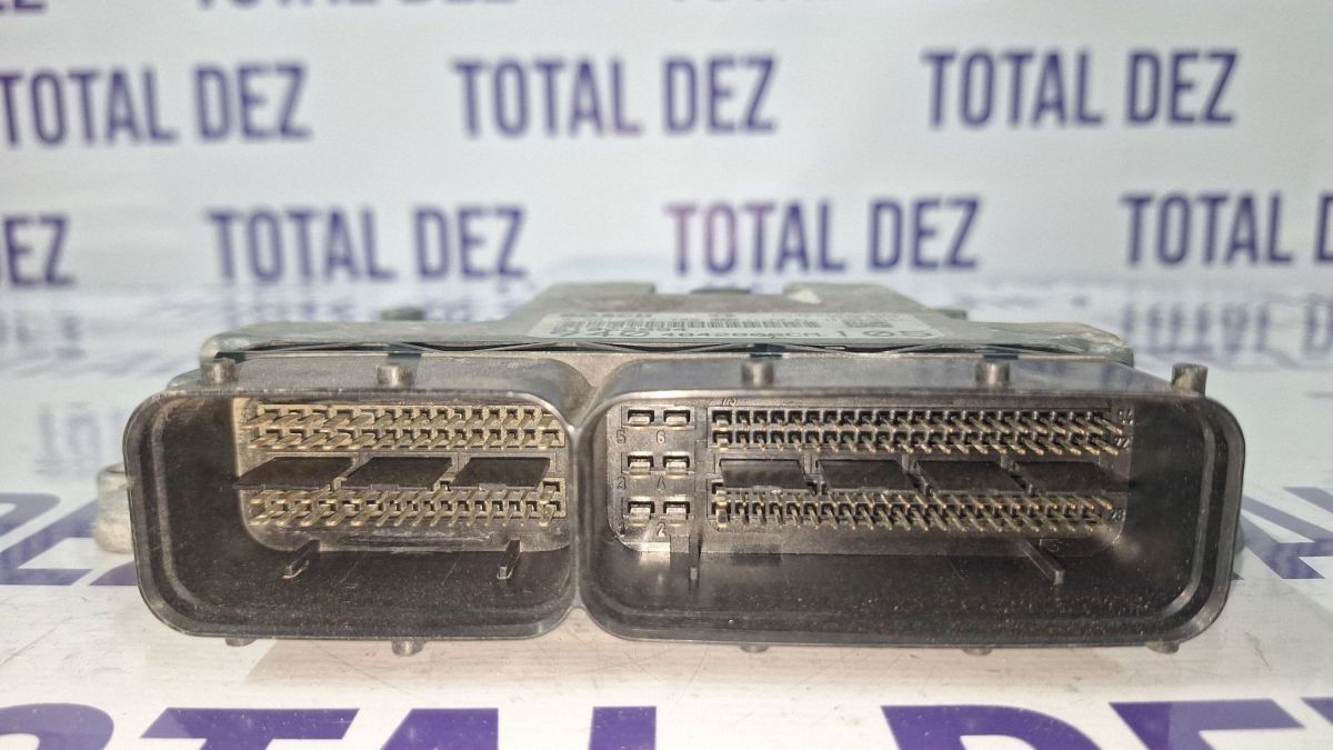Calculator motor (ECU) Alfa Romeo Giulietta 2011 - 0281017785 51902994 484280SCM