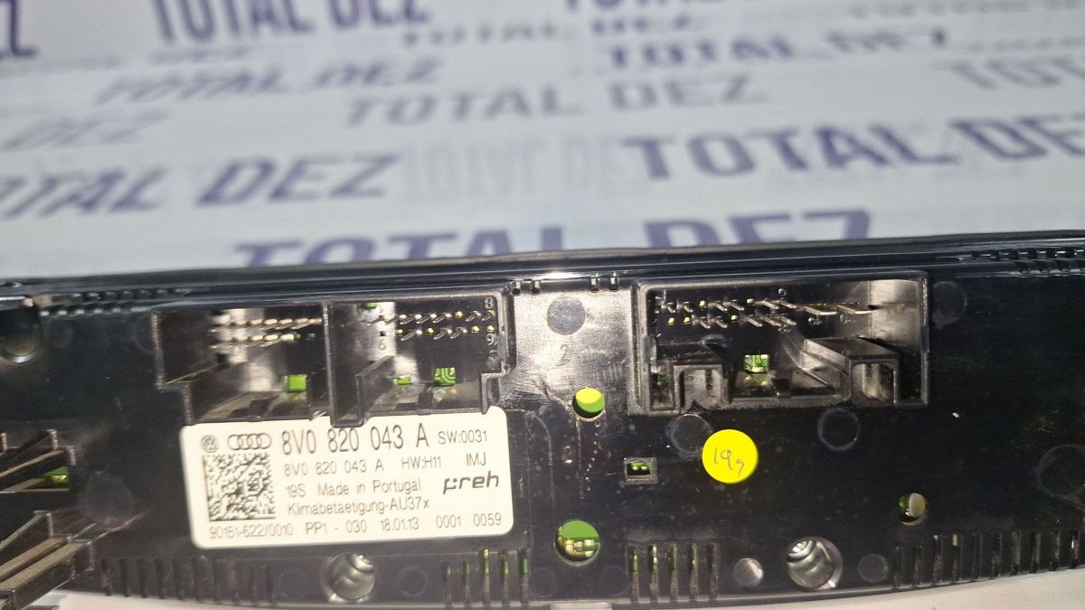 Climatronic Audi A3 S3 8V 2013 - 8V0820043A