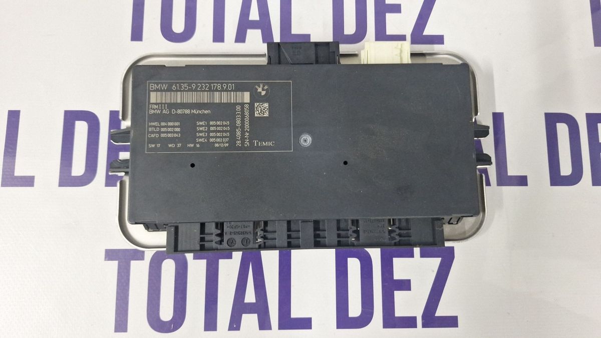 Calculator lumini BMW Seria 7 F01 F02 F03 F04 2009 - 005002000 005002045 61359232178901 9232178
