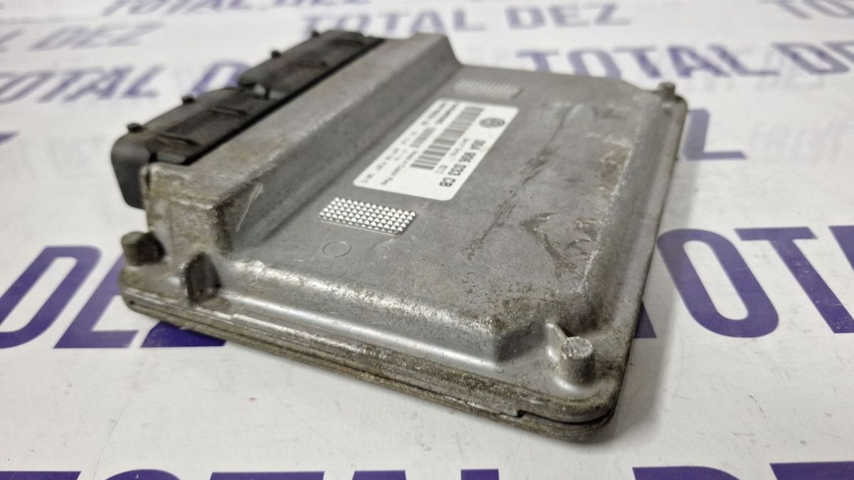 Calculator motor (ECU) Volkswagen Golf V 2004 - 06A906033CB 5WP4020404
