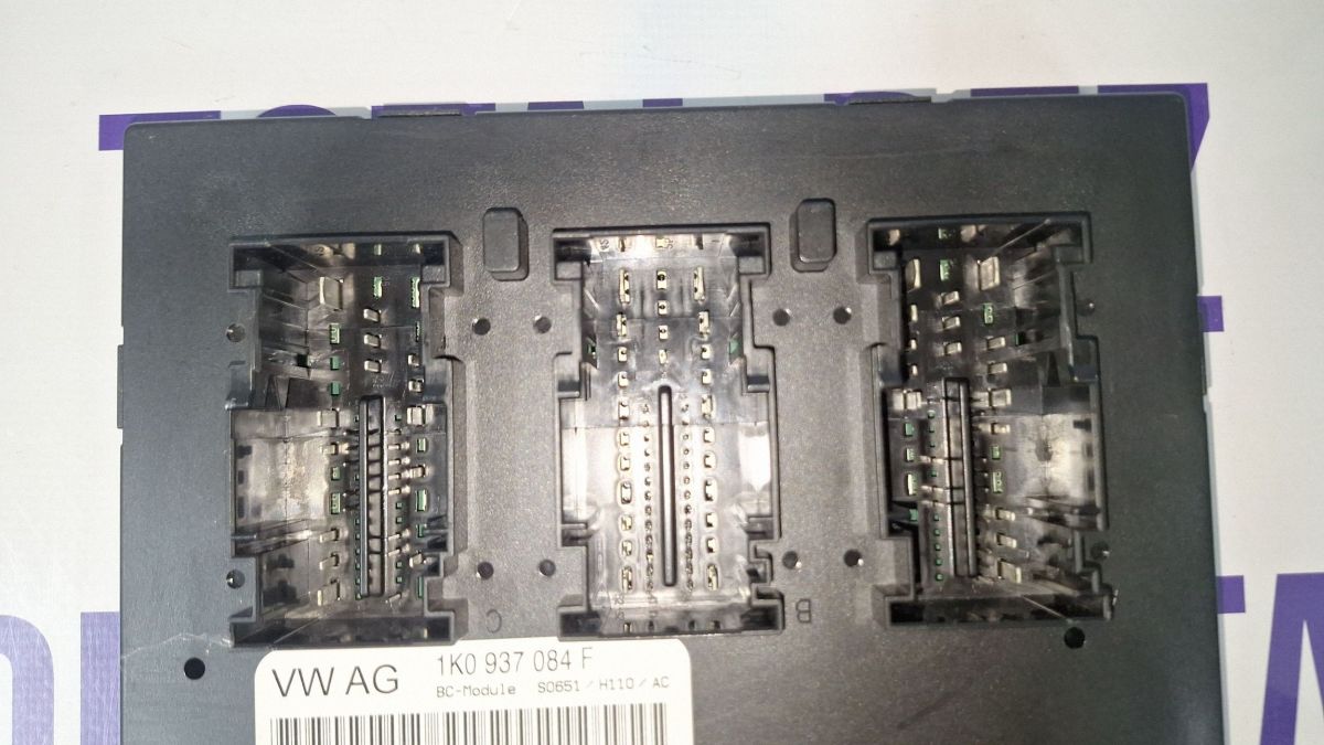 Calculator confort Volkswagen Golf VI 2011 - 1K0937084F 5DK00965008