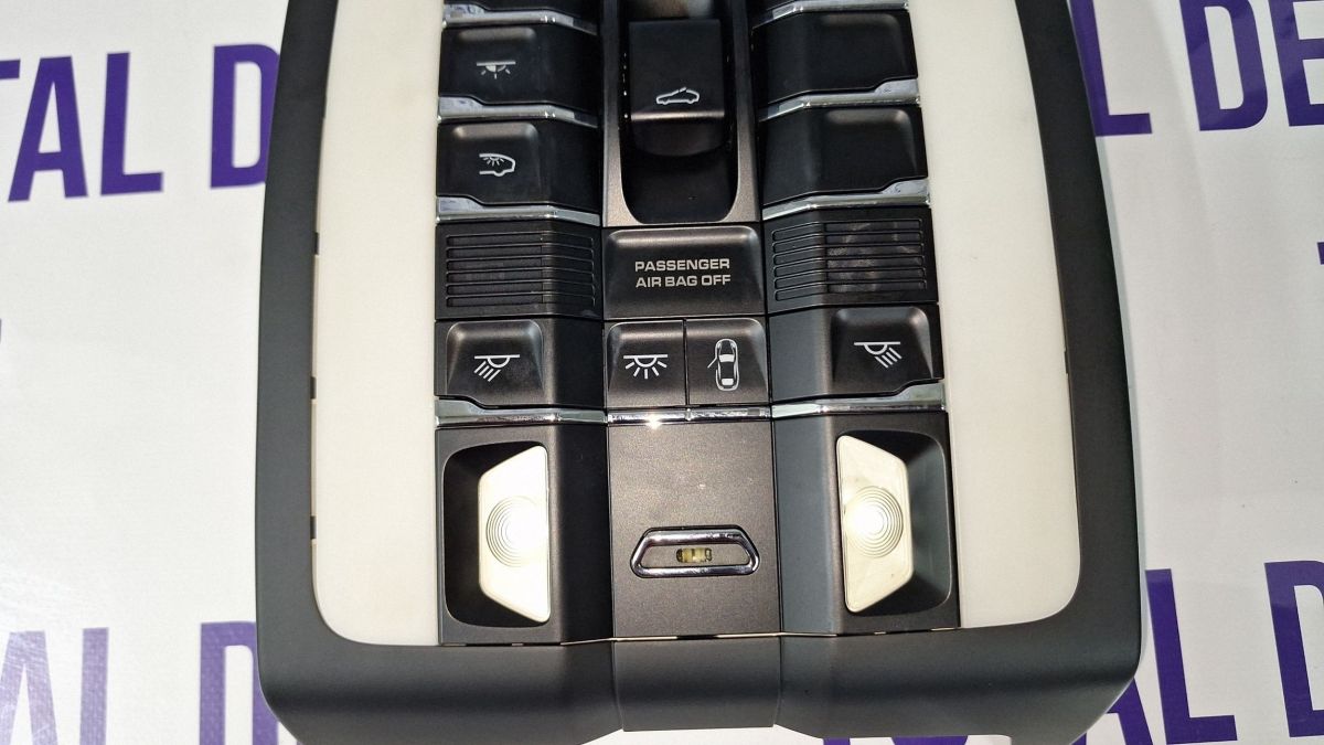 Lumini interior Porsche Cayenne (92A) 2010 - 7PP959728A 7PP919211D 7PP959551DS