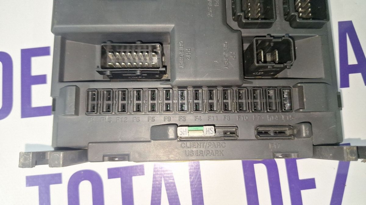 Calculator confort Peugeot 207 2007 - 22661F01 9664983080 20080813 PBT0675001