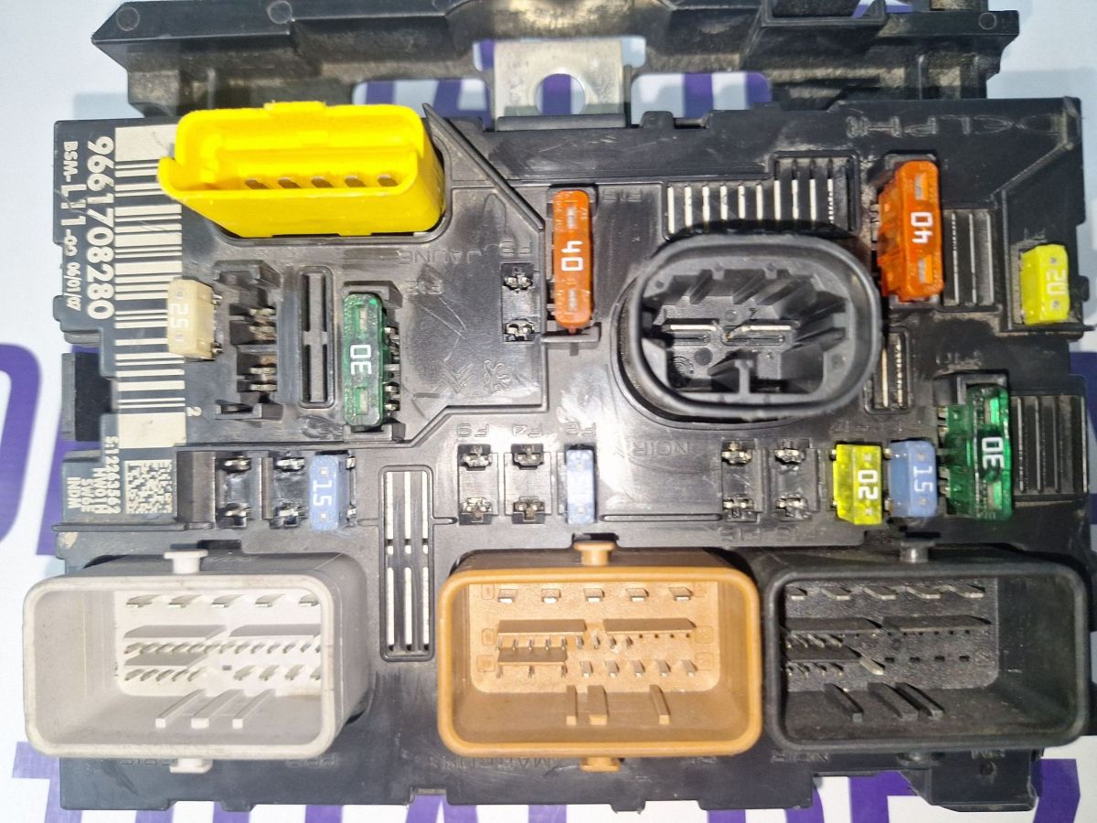 Calculator parcare Peugeot 307 2007 - 9661708280