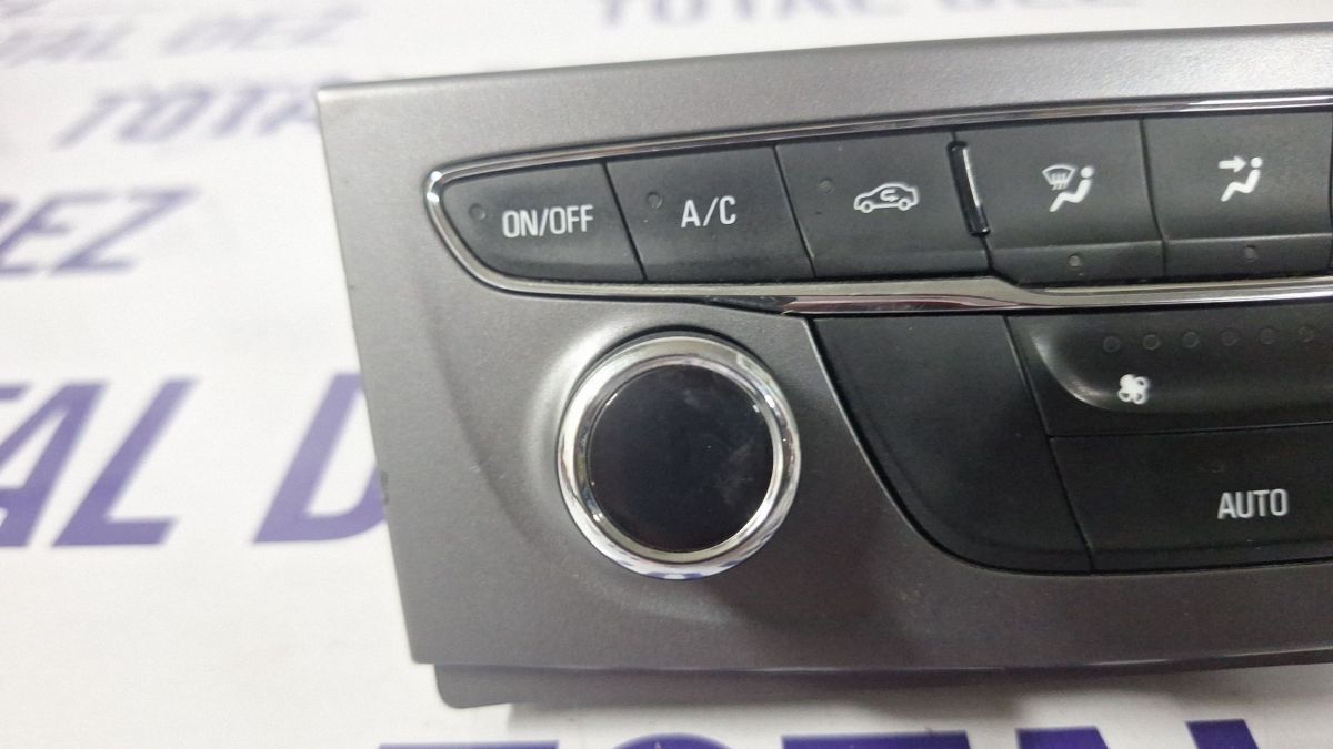 Climatronic Opel Astra K 2017 - 39042441 1218039G3