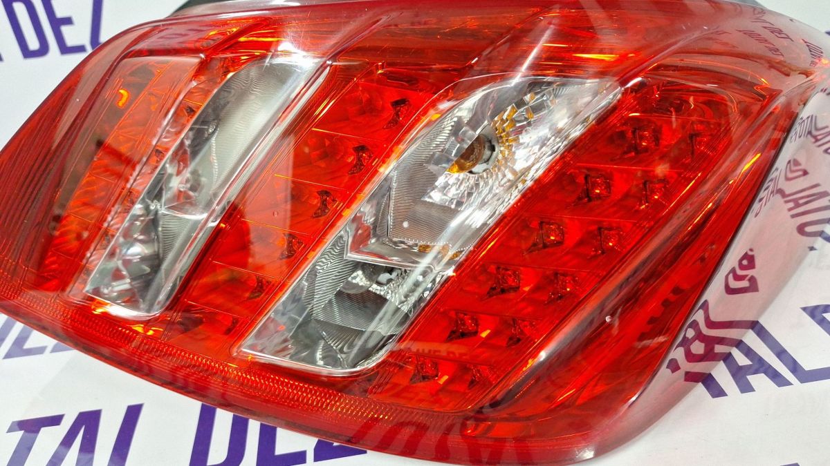 Stop Dreapta spate Peugeot 508 2011 - 9686293680A