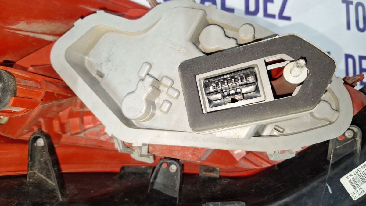 Stop Stanga spate Peugeot 508 2011 - 9686293780