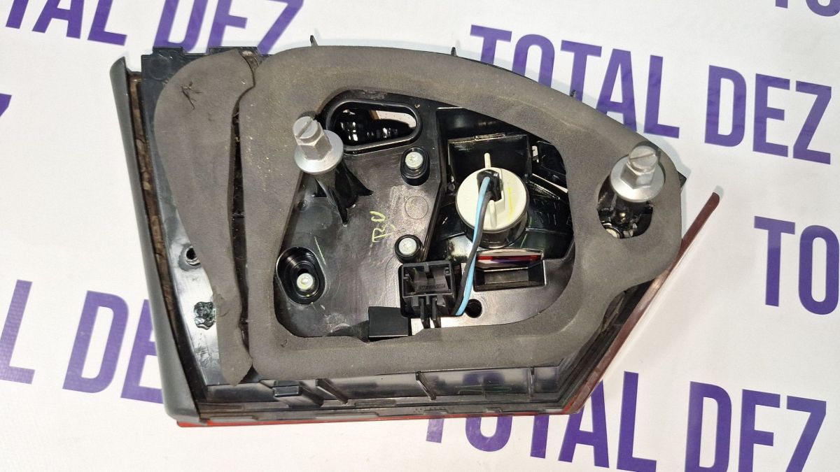 Stop Dreapta spate Volkswagen Jetta VI 2012 - 5C6945308 15112012 14276105499