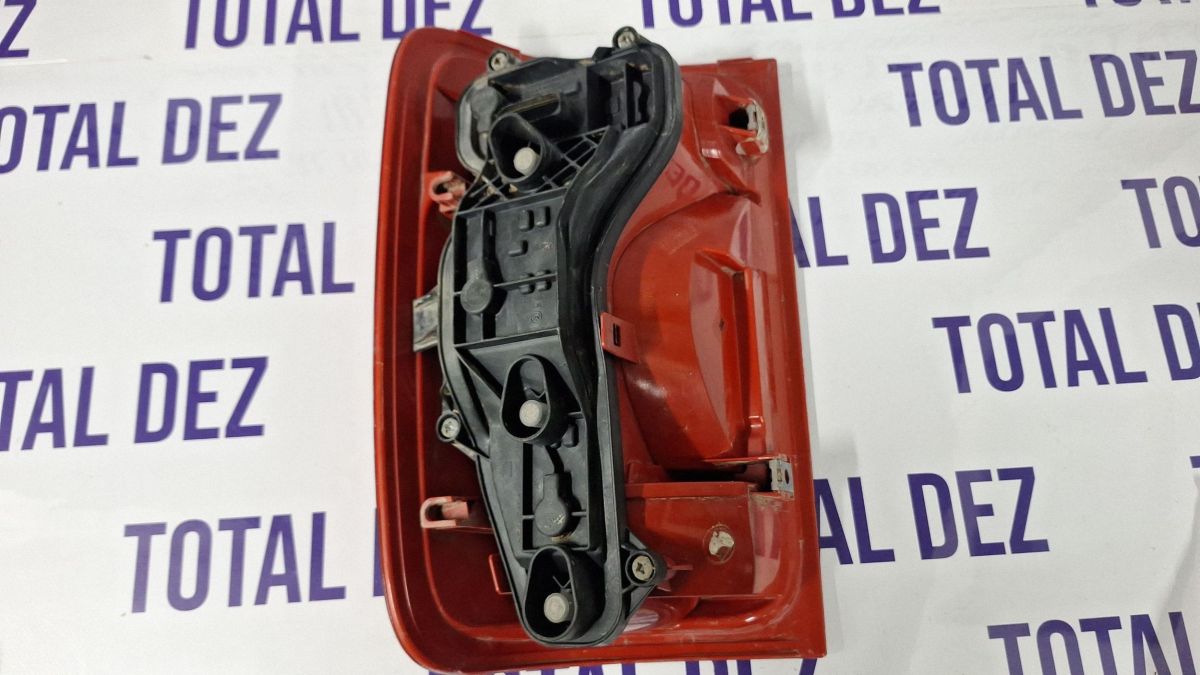 Stop Stanga spate Volkswagen Amarok 2012 - 2H1945095C 90027508