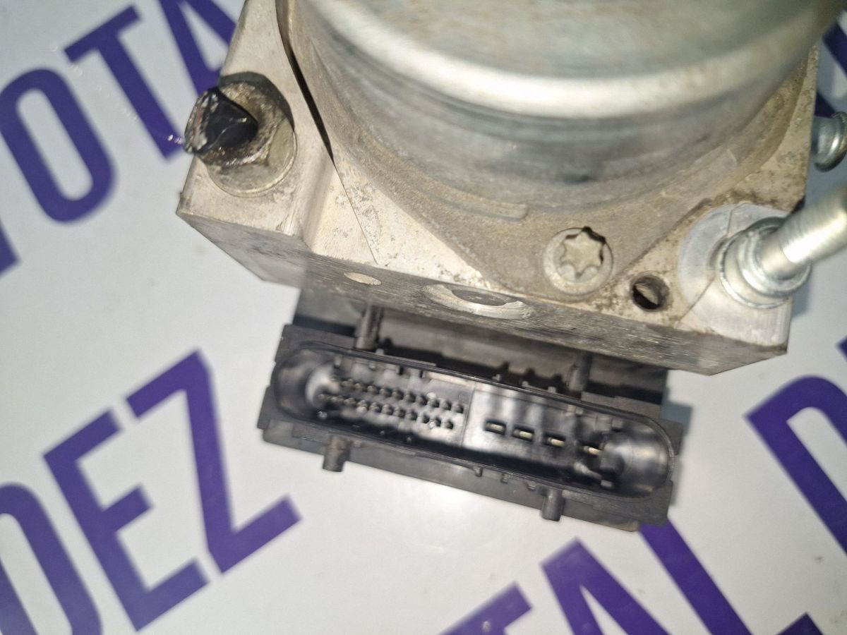 Pompa ABS Opel Corsa D 2008 - 0265800422 8830511097
