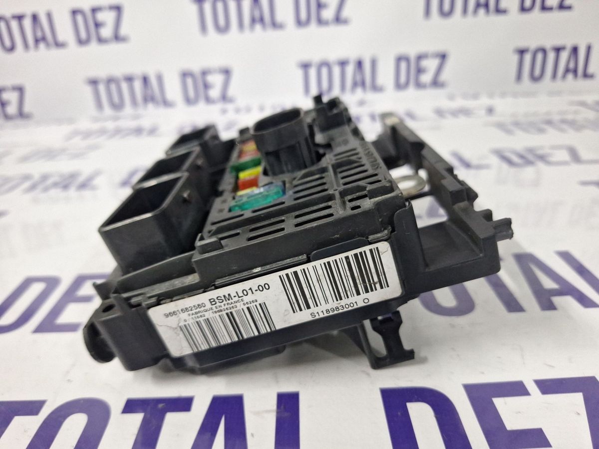 Calculator confort Peugeot 407 2006 - BSML0100 9661682580 S118983001