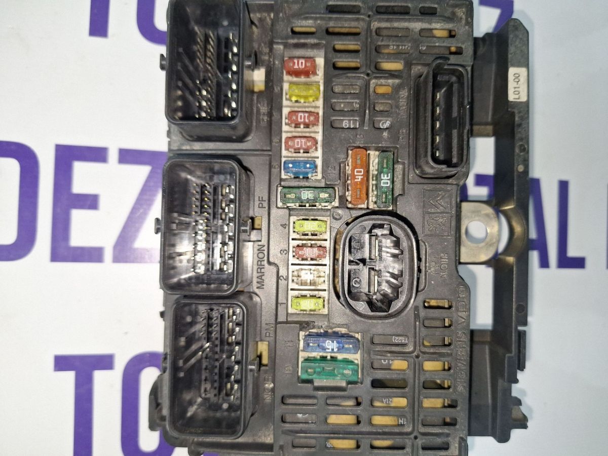 Calculator confort Peugeot 407 2006 - BSML0100 9661682580 S118983001